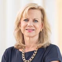 Cynthia Reed headshot